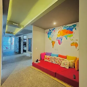 Muertos Hostal